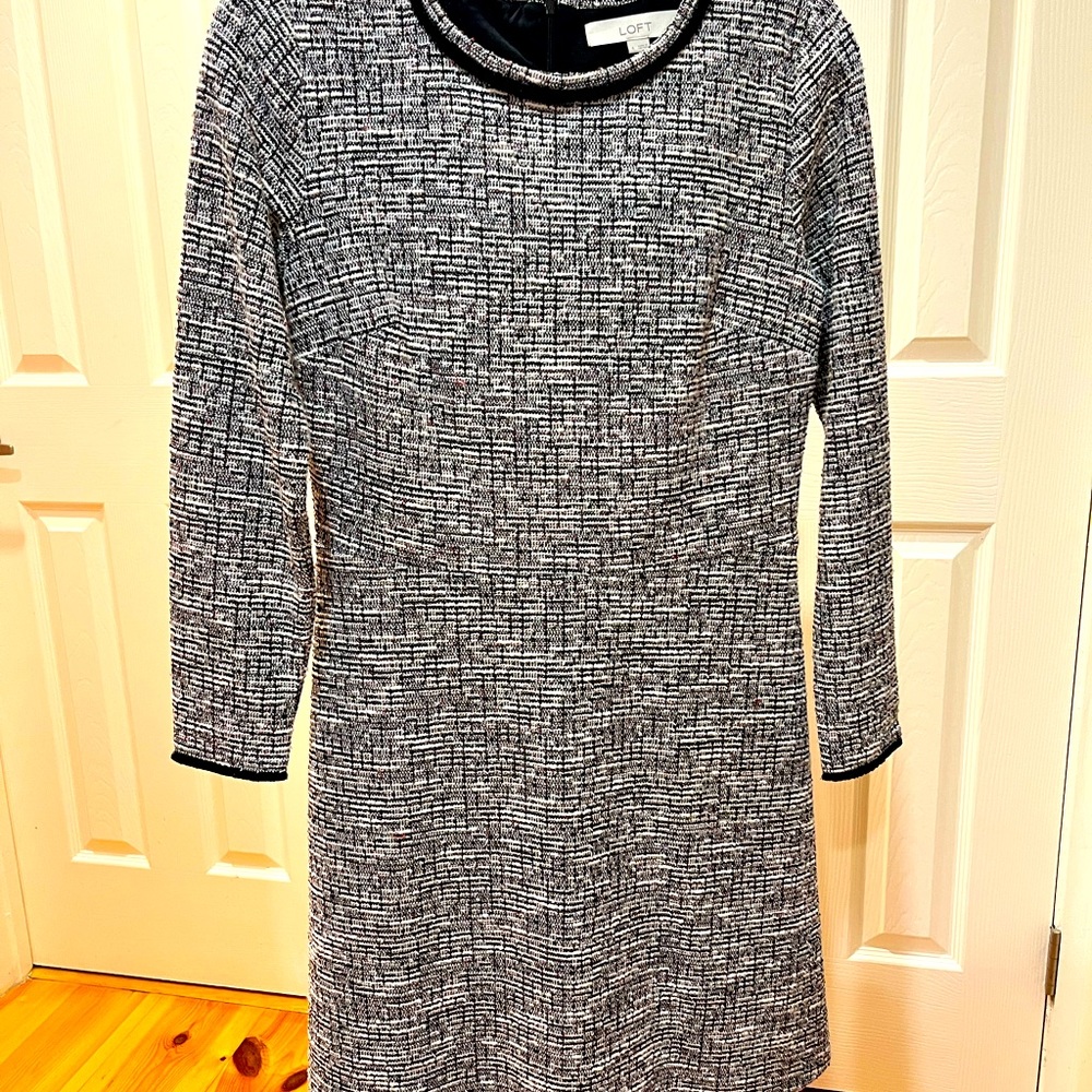 Medium weight, long sleeve dress
